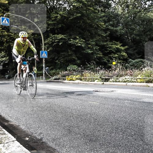 13.09.2026 - Stadtparktriathlon H.Heesch http://msf.ph/oto/10383378 13.09.2026 11:15:58 Radfahren 530 meine-sportfotos.de