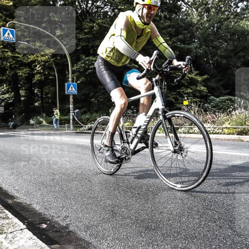 13.09.2026 - Stadtparktriathlon H.Heesch http://msf.ph/oto/10383386 13.09.2026 11:15:59 Radfahren 530 meine-sportfotos.de