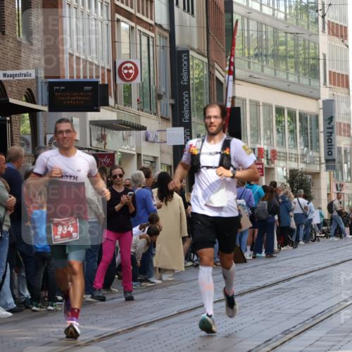 13.09.2026 - 21. swb-Marathon Bremen Strokosch-Dieckow http://msf.ph/oto/10383391 13.09.2026 12:49:03 Ziel 1483, 314, 934, 1428, 1917 meine-sportfotos.de