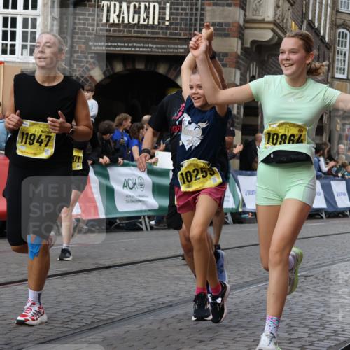13.09.2026 - 21. swb-Marathon Bremen Strokosch-Dieckow http://msf.ph/oto/10383433 13.09.2026 11:05:48 Ziel 10186, 10259, 10260, 10411, 10432, 10717, 10802, 10864, 11146, 11314, 11334, 11387, 11394, 11520, 11521, 11571, 11572, 11724, 11791, 11892, 11947, 12055, 12251, 12273, 12330, 12362, 10018, 10204, 10305, 10382, 10619, 10662, 11132, 11156, 11164, 11477, 11775, 12186, 12486, 12523, 12528 meine-sportfotos.de