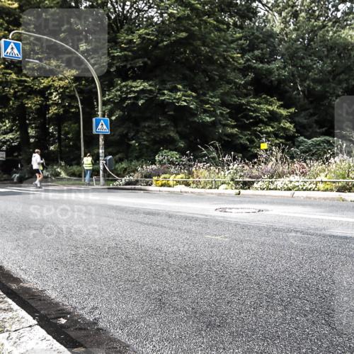 13.09.2026 - Stadtparktriathlon H.Heesch http://msf.ph/oto/10383471 13.09.2026 11:16:06 Radfahren 649 meine-sportfotos.de