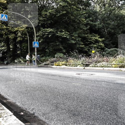 13.09.2026 - Stadtparktriathlon H.Heesch http://msf.ph/oto/10383489 13.09.2026 11:16:08 Radfahren 639, 649 meine-sportfotos.de