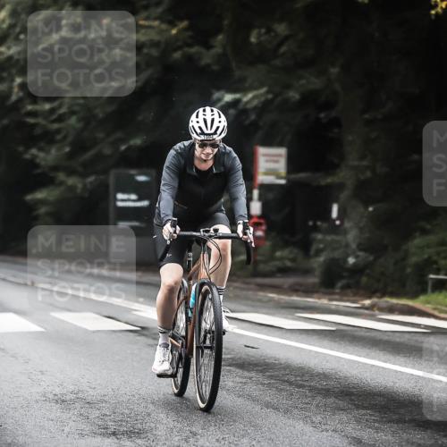 13.09.2026 - Stadtparktriathlon H.Heesch http://msf.ph/oto/10383536 13.09.2026 12:32:24 Radfahren 1094 meine-sportfotos.de