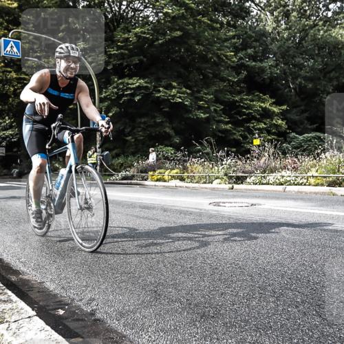 13.09.2026 - Stadtparktriathlon H.Heesch http://msf.ph/oto/10383570 13.09.2026 11:16:13 Radfahren 586, 601, 639 meine-sportfotos.de