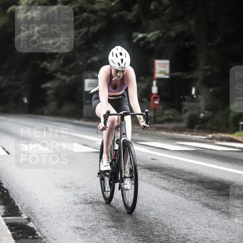 13.09.2026 - Stadtparktriathlon H.Heesch http://msf.ph/oto/10383580 13.09.2026 12:32:39 Radfahren 1016, 1107, 1166 meine-sportfotos.de