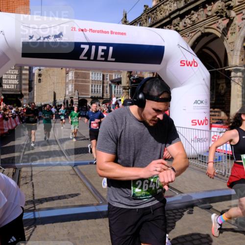 13.09.2026 - 21. swb-Marathon Bremen Tim E. http://msf.ph/oto/10383602 13.09.2026 13:21:14 Ziel 854, 1056, 1191, 1881, 2425, 2640, 3356, 3450, 3866, 3933, 4126, 4316, 4362, 4465, 4612, 5161, 5213, 5954, 6401, 6680, 6970, 7517, 7902, 8005, 8237, 8622, 8971, 13120 meine-sportfotos.de