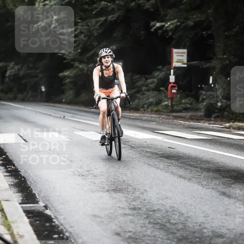 13.09.2026 - Stadtparktriathlon H.Heesch http://msf.ph/oto/10383603 13.09.2026 12:32:43 Radfahren 1016, 1107, 1166 meine-sportfotos.de
