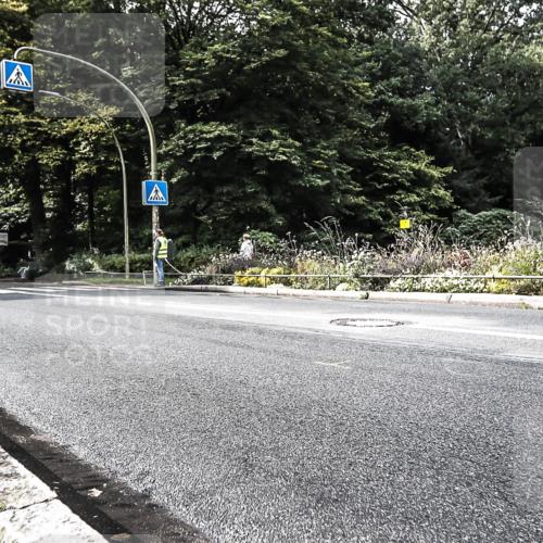 13.09.2026 - Stadtparktriathlon H.Heesch http://msf.ph/oto/10383604 13.09.2026 11:16:16 Radfahren 583, 586, 601 meine-sportfotos.de