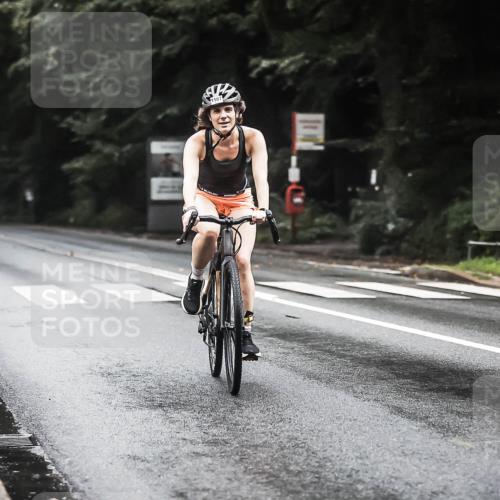 13.09.2026 - Stadtparktriathlon H.Heesch http://msf.ph/oto/10383615 13.09.2026 12:32:43 Radfahren 1016, 1107, 1166 meine-sportfotos.de