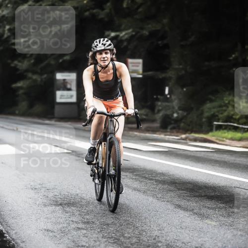 13.09.2026 - Stadtparktriathlon H.Heesch http://msf.ph/oto/10383620 13.09.2026 12:32:43 Radfahren 1016, 1107, 1166 meine-sportfotos.de