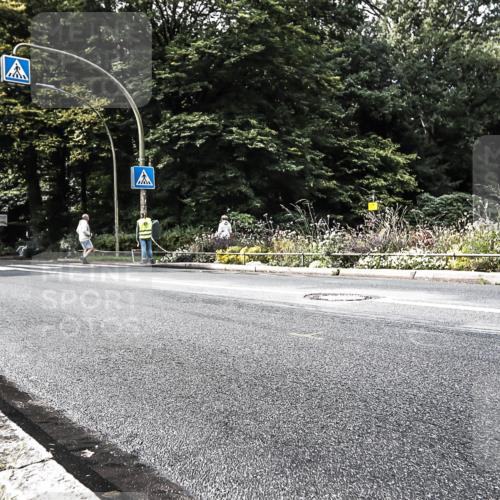 13.09.2026 - Stadtparktriathlon H.Heesch http://msf.ph/oto/10383640 13.09.2026 11:16:19 Radfahren 583, 708 meine-sportfotos.de
