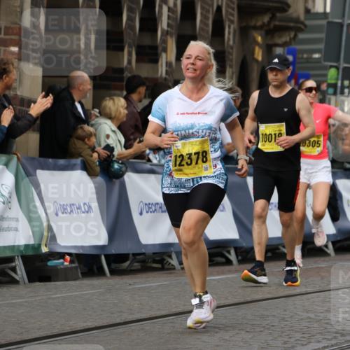 13.09.2026 - 21. swb-Marathon Bremen Strokosch-Dieckow http://msf.ph/oto/10383641 13.09.2026 11:05:57 Ziel 10168, 10186, 10238, 10259, 10260, 10432, 10457, 10864, 11024, 11146, 11314, 11387, 11394, 11520, 11521, 11571, 11572, 11724, 11791, 11892, 11947, 12055, 12156, 12273, 12330, 12362, 12501, 12773, 10204, 10375, 10662, 11029, 11156, 11460, 11674, 11775, 11786, 12486 meine-sportfotos.de