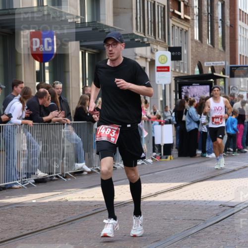 13.09.2026 - 21. swb-Marathon Bremen Strokosch-Dieckow http://msf.ph/oto/10383651 13.09.2026 12:49:38 Ziel 547, 719, 968, 1483 meine-sportfotos.de