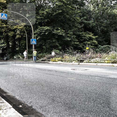 13.09.2026 - Stadtparktriathlon H.Heesch http://msf.ph/oto/10383653 13.09.2026 11:16:20 Radfahren 583, 708 meine-sportfotos.de
