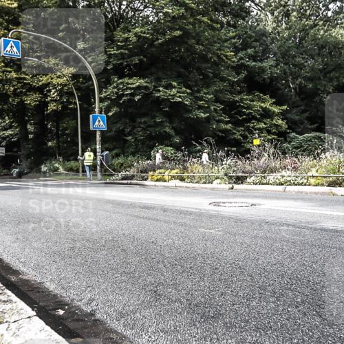 13.09.2026 - Stadtparktriathlon H.Heesch http://msf.ph/oto/10383691 13.09.2026 11:16:23 Radfahren 579, 606, 708 meine-sportfotos.de