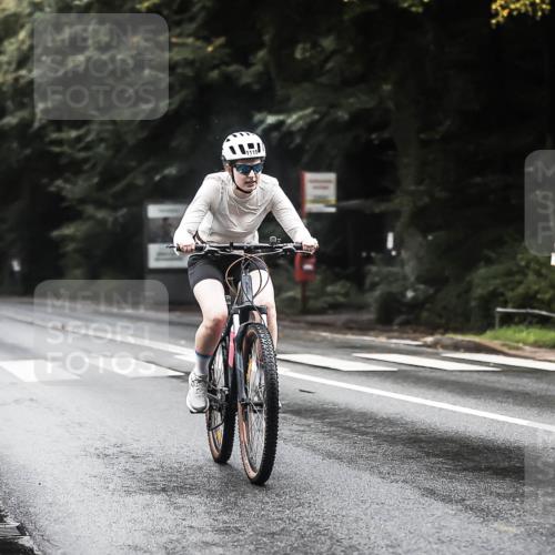 13.09.2026 - Stadtparktriathlon H.Heesch http://msf.ph/oto/10383707 13.09.2026 12:33:12 Radfahren 995, 1079, 1119, 1188 meine-sportfotos.de