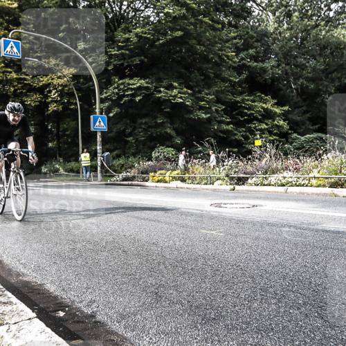 13.09.2026 - Stadtparktriathlon H.Heesch http://msf.ph/oto/10383710 13.09.2026 11:16:24 Radfahren 579, 606, 708 meine-sportfotos.de