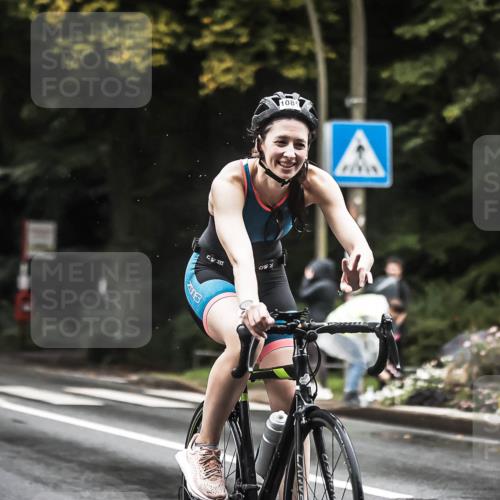 13.09.2026 - Stadtparktriathlon H.Heesch http://msf.ph/oto/10383747 13.09.2026 12:33:24 Radfahren 1025, 1058, 1085, 1168 meine-sportfotos.de