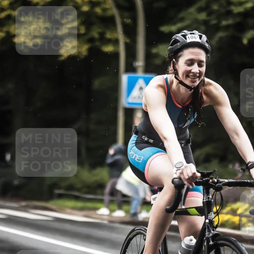 13.09.2026 - Stadtparktriathlon H.Heesch http://msf.ph/oto/10383752 13.09.2026 12:33:24 Radfahren 1025, 1058, 1085, 1168 meine-sportfotos.de