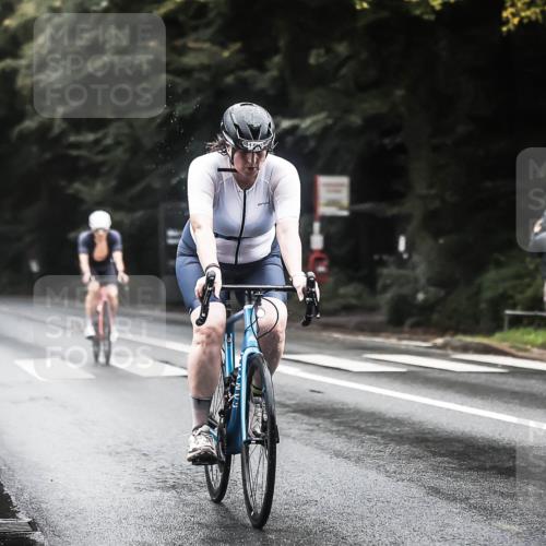 13.09.2026 - Stadtparktriathlon H.Heesch http://msf.ph/oto/10383806 13.09.2026 12:33:30 Radfahren 981, 1025, 1058, 1168 meine-sportfotos.de