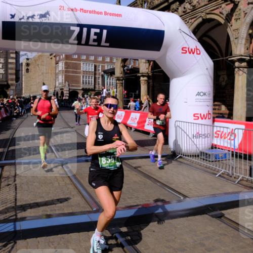 13.09.2026 - 21. swb-Marathon Bremen Tim E. http://msf.ph/oto/10383808 13.09.2026 13:21:32 Ziel 226, 1191, 2979, 3450, 3534, 4234, 4362, 4445, 4484, 4519, 4734, 6357, 6970, 8323, 8408, 8791, 9267, 9268, 9514, 9900 meine-sportfotos.de