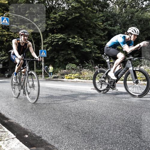 13.09.2026 - Stadtparktriathlon H.Heesch http://msf.ph/oto/10383809 13.09.2026 11:16:35 Radfahren 481, 482, 663, 676, 691 meine-sportfotos.de