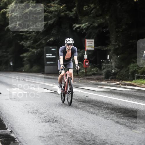 13.09.2026 - Stadtparktriathlon H.Heesch http://msf.ph/oto/10383818 13.09.2026 12:33:31 Radfahren 981, 1025, 1058, 1168 meine-sportfotos.de
