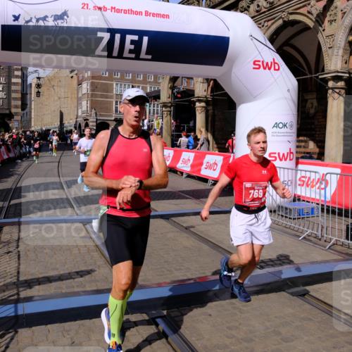 13.09.2026 - 21. swb-Marathon Bremen Tim E. http://msf.ph/oto/10383852 13.09.2026 13:21:34 Ziel 226, 2979, 3202, 3450, 3534, 4234, 4362, 4445, 4484, 4519, 4734, 6357, 6862, 8323, 8408, 8791, 9267, 9268, 9514, 9900 meine-sportfotos.de