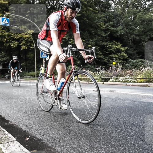 13.09.2026 - Stadtparktriathlon H.Heesch http://msf.ph/oto/10383861 13.09.2026 11:16:58 Radfahren 684, 735 meine-sportfotos.de