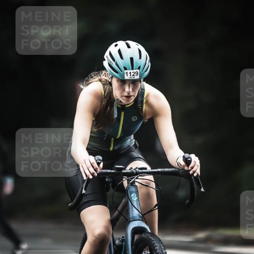 13.09.2026 - Stadtparktriathlon H.Heesch http://msf.ph/oto/10383866 13.09.2026 12:33:40 Radfahren 1008, 1117, 1129 meine-sportfotos.de