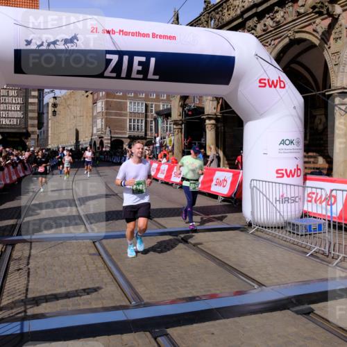 13.09.2026 - 21. swb-Marathon Bremen Tim E. http://msf.ph/oto/10383876 13.09.2026 13:21:36 Ziel 226, 2979, 3120, 3202, 3534, 4165, 4234, 4445, 4484, 4519, 4734, 6357, 6862, 8323, 8408, 8791, 8923, 9267, 9268, 9514, 9722, 9900 meine-sportfotos.de