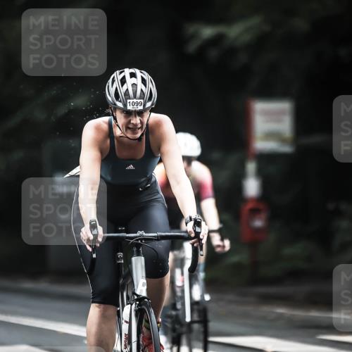 13.09.2026 - Stadtparktriathlon H.Heesch http://msf.ph/oto/10383889 13.09.2026 12:33:47 Radfahren 1008, 1086, 1093, 1099, 1117, 1131 meine-sportfotos.de