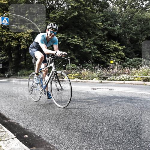 13.09.2026 - Stadtparktriathlon H.Heesch http://msf.ph/oto/10383897 13.09.2026 11:17:16 Radfahren 626, 629, 672 meine-sportfotos.de