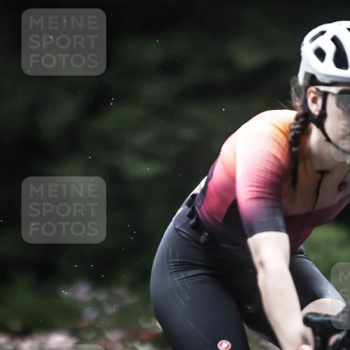 13.09.2026 - Stadtparktriathlon H.Heesch http://msf.ph/oto/10383912 13.09.2026 12:33:49 Radfahren 1008, 1086, 1093, 1099, 1117, 1131 meine-sportfotos.de
