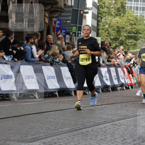 13.09.2026 - 21. swb-Marathon Bremen Strokosch-Dieckow http://msf.ph/oto/10383930 13.09.2026 11:06:03 Ziel 10018, 10168, 10238, 10259, 10260, 10305, 10457, 10864, 11024, 11520, 11724, 11791, 11892, 11947, 12156, 12273, 12362, 12378, 12501, 12523, 12528, 12773, 10375, 10681, 10682, 11029, 11460, 11674, 11690, 11786, 11849, 12479 meine-sportfotos.de