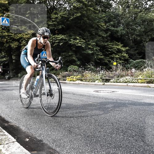 13.09.2026 - Stadtparktriathlon H.Heesch http://msf.ph/oto/10383949 13.09.2026 11:17:27 Radfahren 497, 616, 690, 736, 771 meine-sportfotos.de