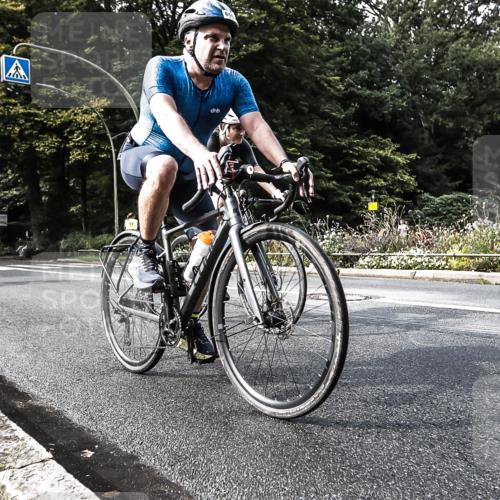 13.09.2026 - Stadtparktriathlon H.Heesch http://msf.ph/oto/10383961 13.09.2026 11:17:28 Radfahren 497, 616, 736, 771 meine-sportfotos.de
