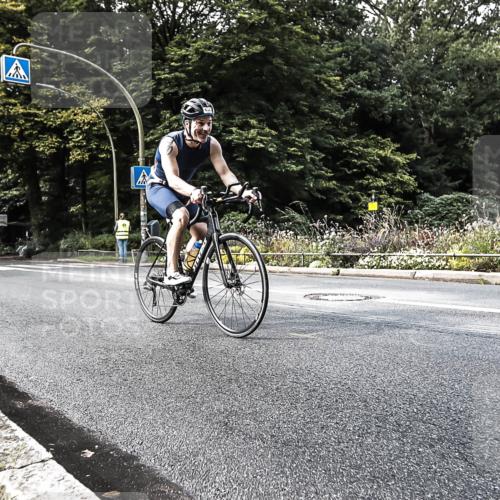 13.09.2026 - Stadtparktriathlon H.Heesch http://msf.ph/oto/10383970 13.09.2026 11:17:33 Radfahren 1799 meine-sportfotos.de