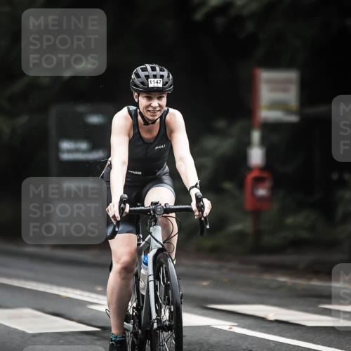 13.09.2026 - Stadtparktriathlon H.Heesch http://msf.ph/oto/10383985 13.09.2026 12:33:57 Radfahren 1086, 1139, 1147, 1161 meine-sportfotos.de