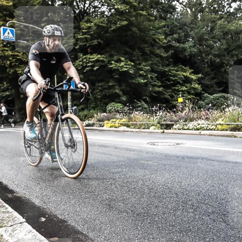 13.09.2026 - Stadtparktriathlon H.Heesch http://msf.ph/oto/10383988 13.09.2026 11:17:41 Radfahren 660, 752, 814, 1797 meine-sportfotos.de