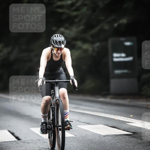 13.09.2026 - Stadtparktriathlon H.Heesch http://msf.ph/oto/10383995 13.09.2026 12:33:59 Radfahren 1139, 1147, 1161, 1308 meine-sportfotos.de
