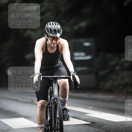 13.09.2026 - Stadtparktriathlon H.Heesch http://msf.ph/oto/10384008 13.09.2026 12:34:00 Radfahren 987, 1031, 1139, 1147, 1161, 1308 meine-sportfotos.de