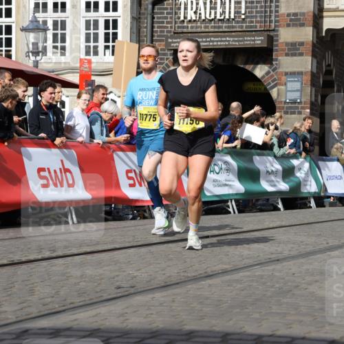 13.09.2026 - 21. swb-Marathon Bremen Strokosch-Dieckow http://msf.ph/oto/10384015 13.09.2026 11:06:13 Ziel 10018, 10168, 10204, 10238, 10305, 10382, 10457, 10619, 10662, 11024, 11132, 11156, 11164, 11477, 12186, 12378, 12486, 12523, 12528, 12773, 10376, 10681, 10682, 10852, 10853, 11028, 11340, 11374, 11432, 11690, 11729, 11849, 12217, 12479 meine-sportfotos.de