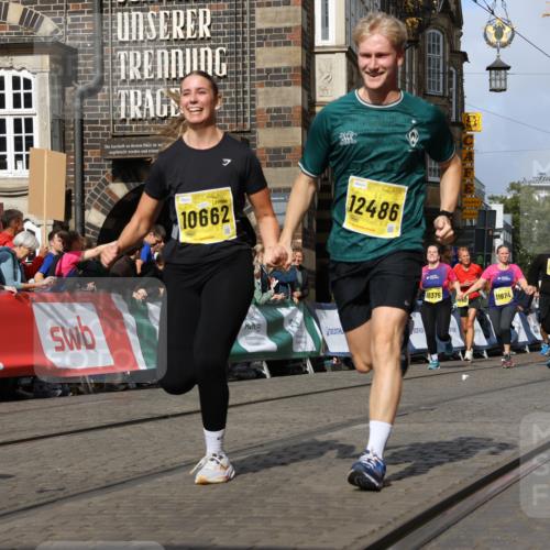 13.09.2026 - 21. swb-Marathon Bremen Strokosch-Dieckow http://msf.ph/oto/10384066 13.09.2026 11:06:15 Ziel 10018, 10168, 10204, 10305, 10382, 10619, 10662, 11024, 11132, 11156, 11164, 11477, 11775, 12186, 12378, 12486, 12523, 12528, 12773, 10376, 10681, 10682, 10852, 10853, 11028, 11340, 11374, 11432, 11729, 11849, 12217, 12479, 12485 meine-sportfotos.de