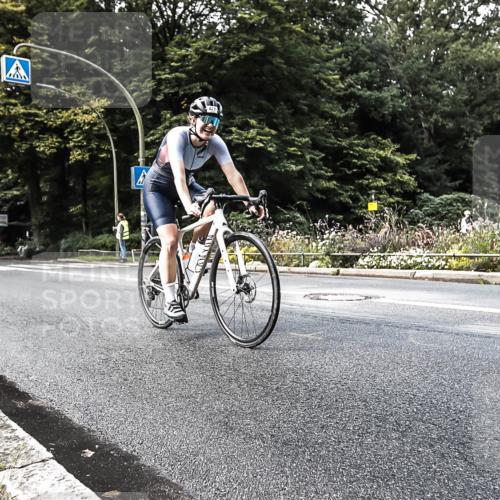 13.09.2026 - Stadtparktriathlon H.Heesch http://msf.ph/oto/10384078 13.09.2026 11:18:34 Radfahren 647, 718, 786, 820, 821 meine-sportfotos.de