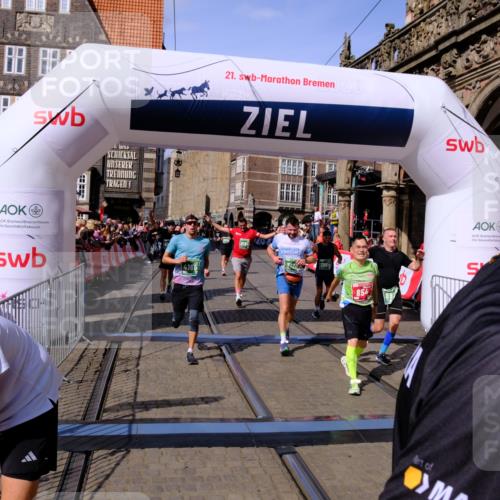 13.09.2026 - 21. swb-Marathon Bremen Tim E. http://msf.ph/oto/10384082 13.09.2026 13:21:50 Ziel 1130, 1254, 2088, 2570, 2904, 3120, 3202, 3435, 3655, 3930, 4165, 4234, 4484, 5542, 6862, 7176, 8184, 8270, 8384, 8730, 8923, 9048, 9059, 9514, 9722, 13145 meine-sportfotos.de
