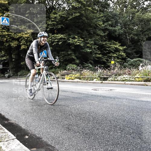 13.09.2026 - Stadtparktriathlon H.Heesch http://msf.ph/oto/10384084 13.09.2026 11:18:36 Radfahren 573, 718, 786, 820, 821 meine-sportfotos.de
