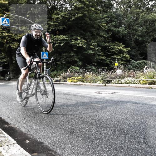 13.09.2026 - Stadtparktriathlon H.Heesch http://msf.ph/oto/10384098 13.09.2026 11:18:40 Radfahren 573, 610, 786 meine-sportfotos.de