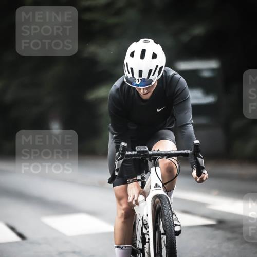 13.09.2026 - Stadtparktriathlon H.Heesch http://msf.ph/oto/10384114 13.09.2026 12:34:11 Radfahren 987, 1031, 1043, 1089, 1096, 1141, 1145, 1150, 1184, 1308 meine-sportfotos.de
