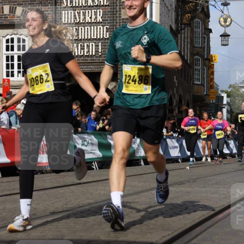 13.09.2026 - 21. swb-Marathon Bremen Strokosch-Dieckow http://msf.ph/oto/10384118 13.09.2026 11:06:15 Ziel 10018, 10168, 10204, 10305, 10382, 10619, 10662, 11024, 11132, 11156, 11164, 11477, 11775, 12186, 12378, 12486, 12523, 12528, 12773, 10376, 10681, 10682, 10852, 10853, 11028, 11340, 11374, 11432, 11729, 11849, 12217, 12479, 12485 meine-sportfotos.de